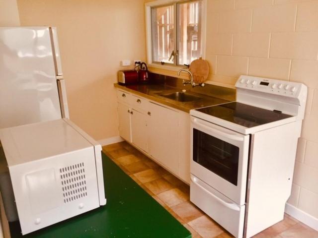 Mollies Place - Waihi Beach Holiday Unit ภายนอก รูปภาพ